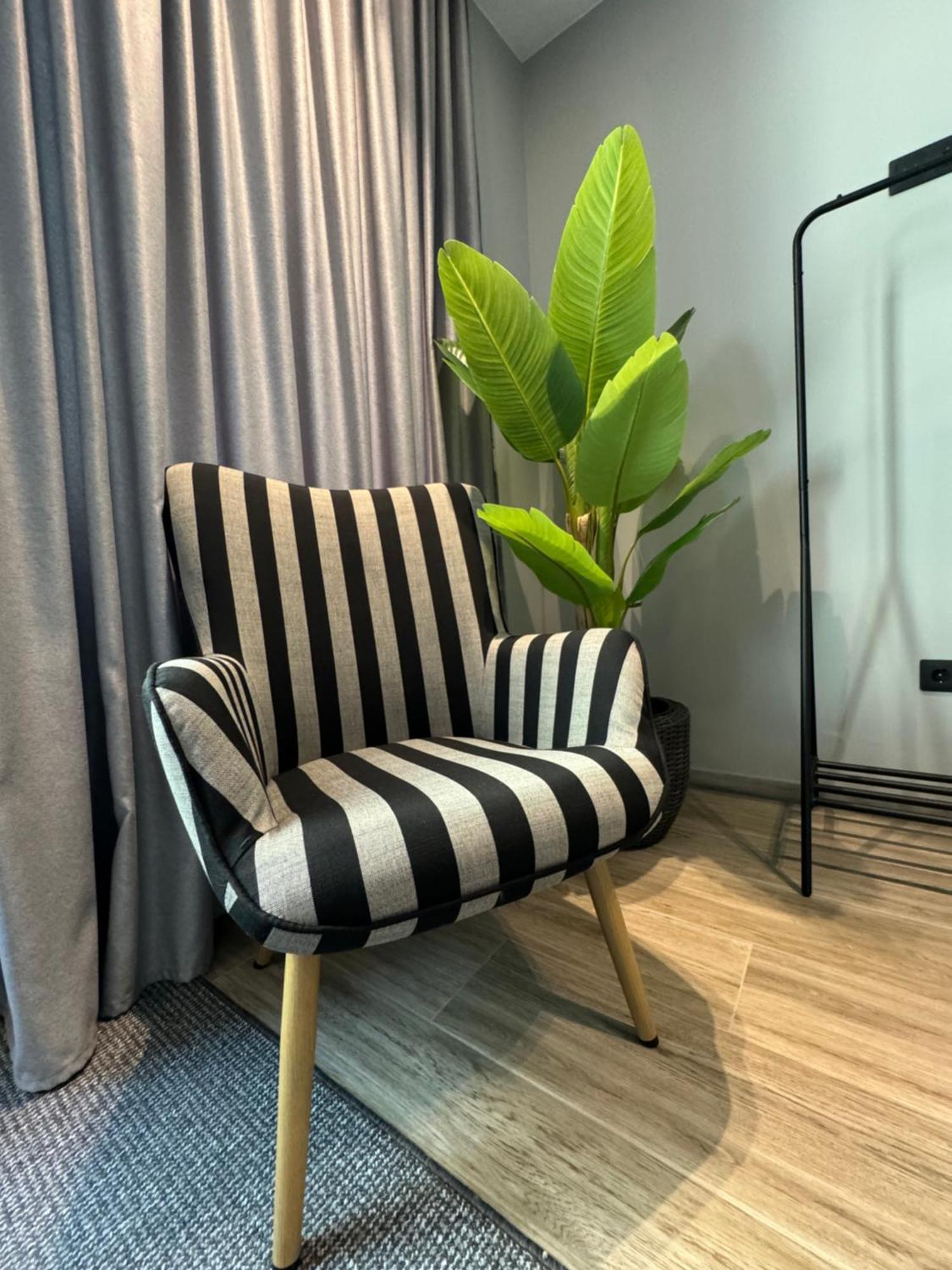 No9, Chic & Modern 2Bdr Apartment In The Centre Of Thessaloníki Exteriör bild